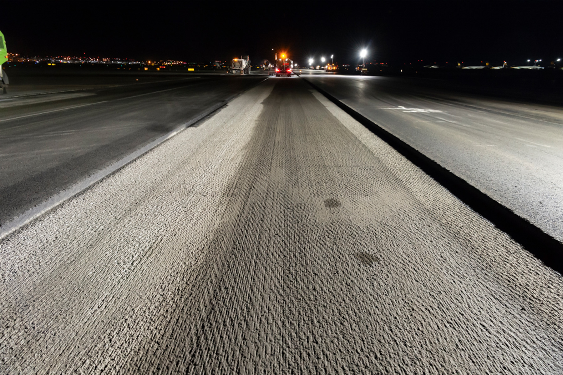 Milling of Runway 9R–27.