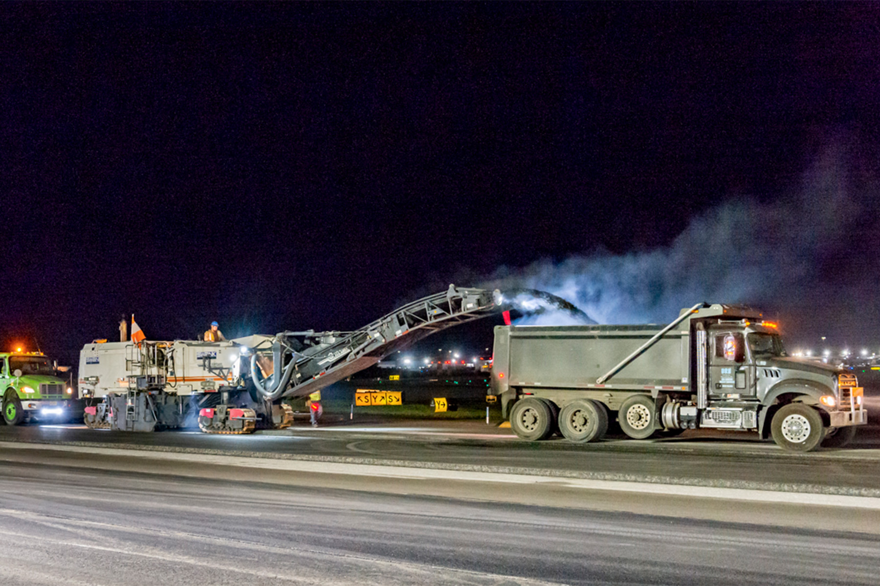 Overnight grooving operation for Runway 9R–27.